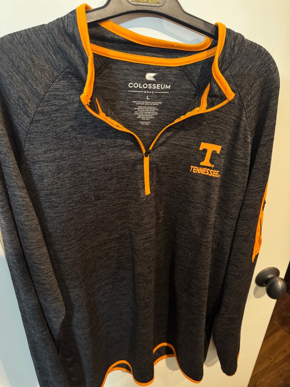 Colosseum Charcoal with Orange Tennessee Volunteers Long-Sleeve Quarter Zip